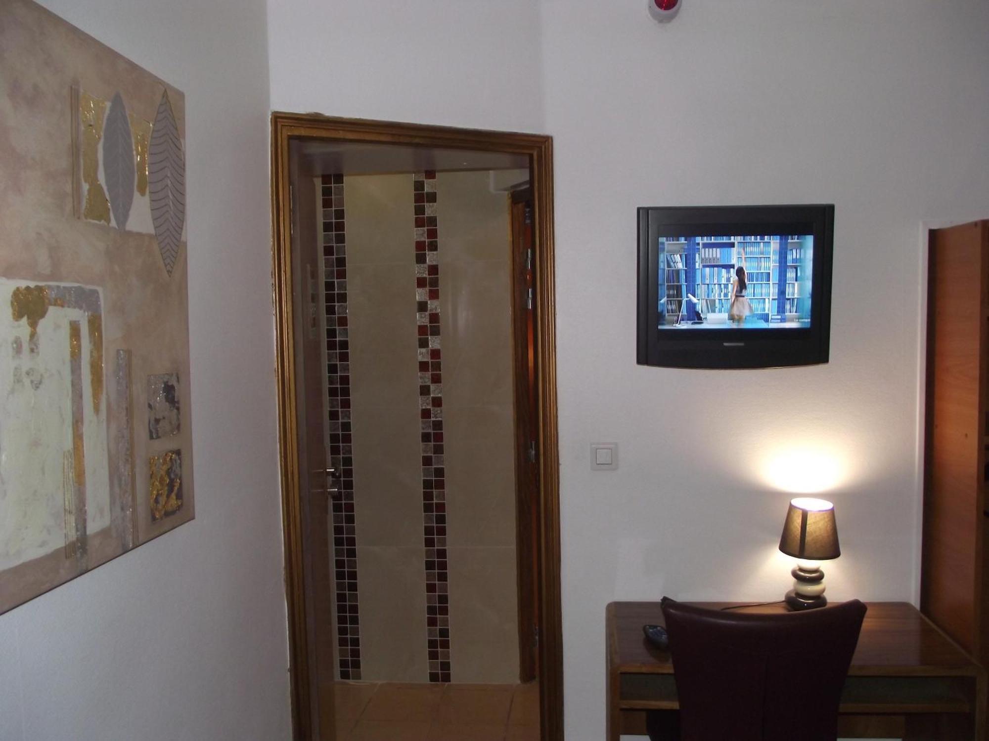 Le Nouvel Hotel Du Theatre Париж Екстериор снимка