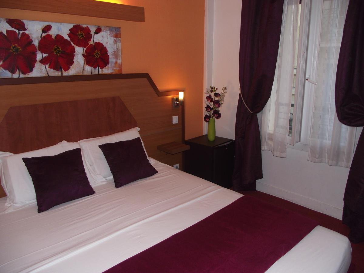 Le Nouvel Hotel Du Theatre Париж Стая снимка