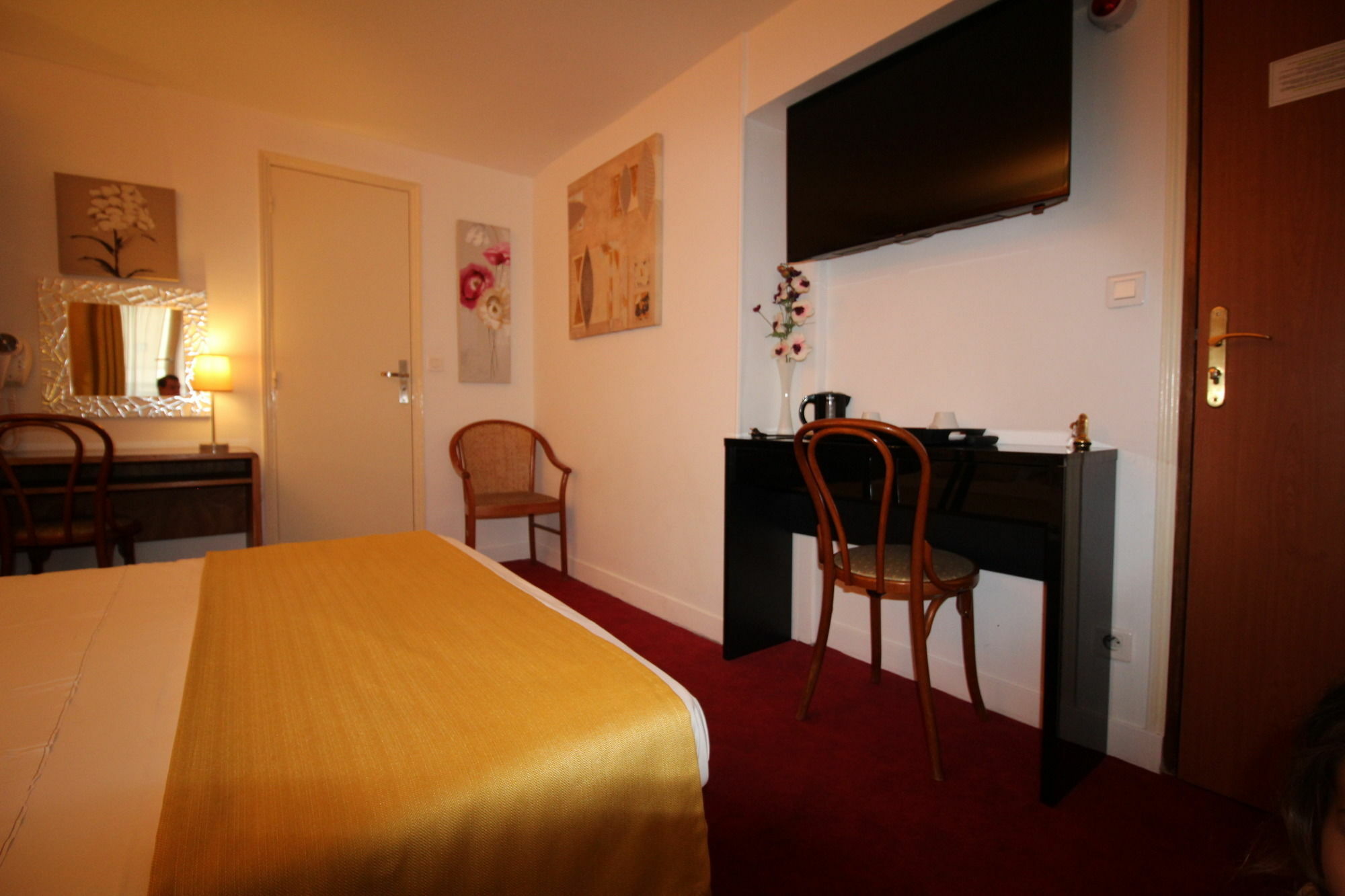 Le Nouvel Hotel Du Theatre Париж Екстериор снимка